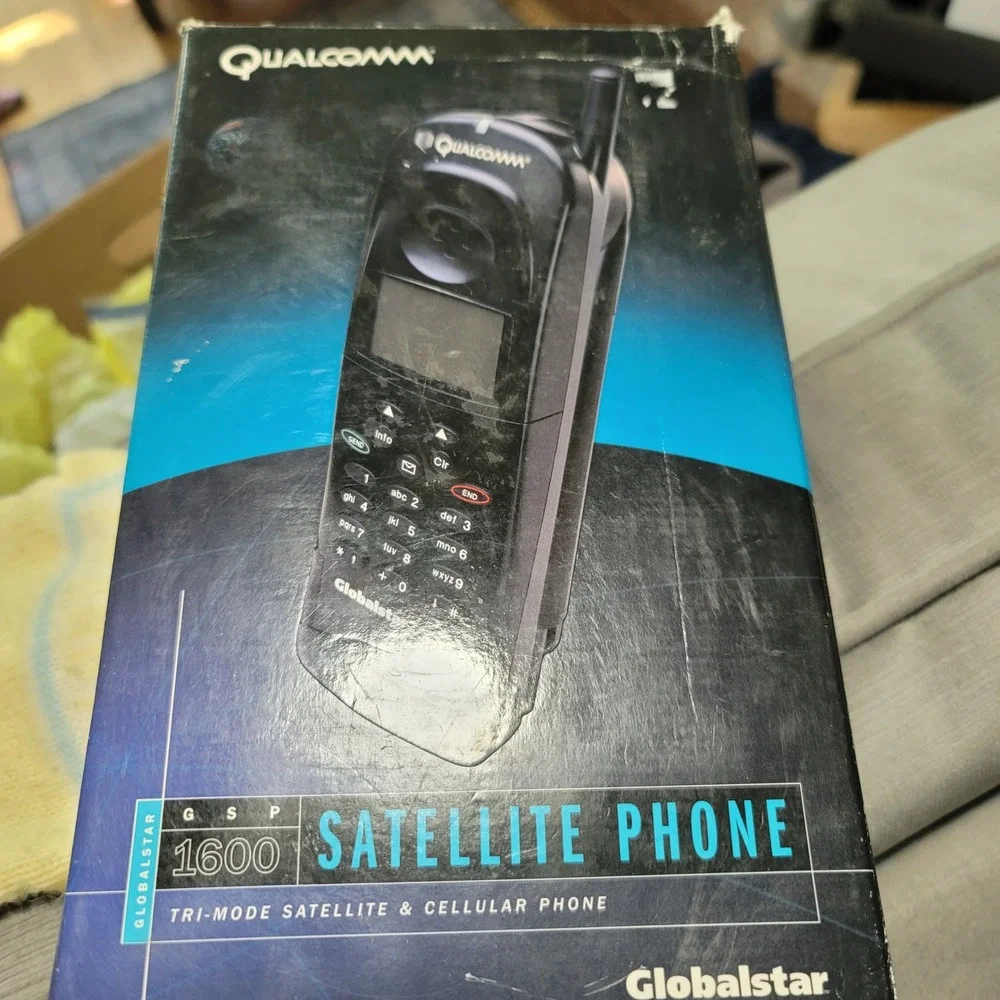 Globalstar GSP-1600 Tri-Mode Satellite Phone Black with Battery‎ and Charger